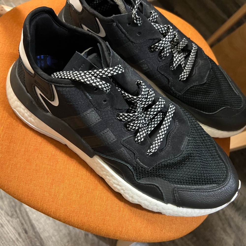 Adidas Men's Black and White Sneakers